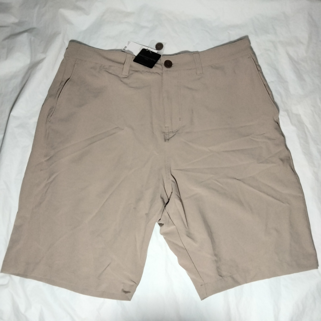 Magaschoni Man Men’s Brown Tan Performance Golf Shorts Size 34
